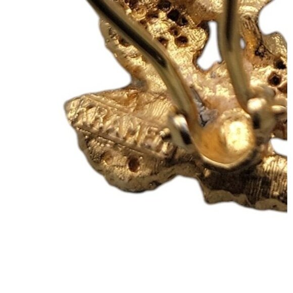 Kramer Vintage 1940s Clip On Earrings Faux Pearl Rhinestones Gold Tone Signed - Picture 7 of 11